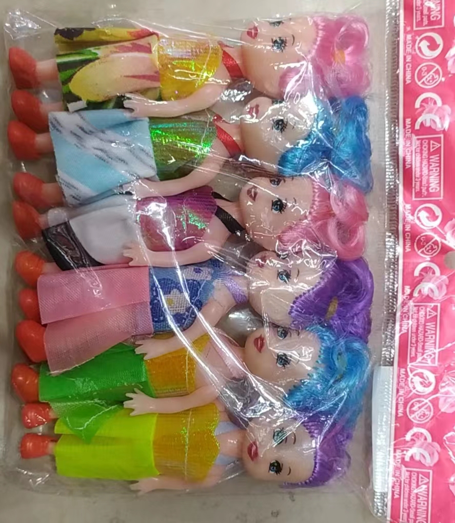 Six little dolls details Picture