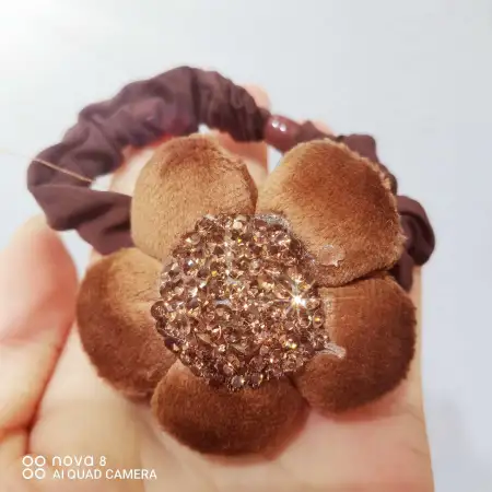 Dot the diamond bread with a five-and-a-half-flower cloth ring