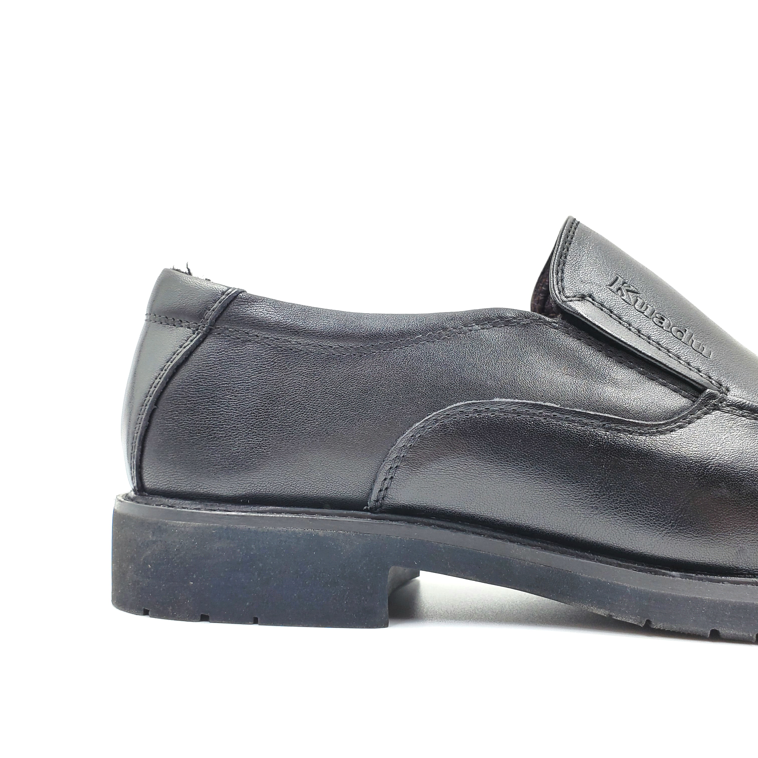 New casual lazy shoes, business fashion men's shoes, versatile thick-soled British style, wear durable leather shoes on one foot for men details Picture