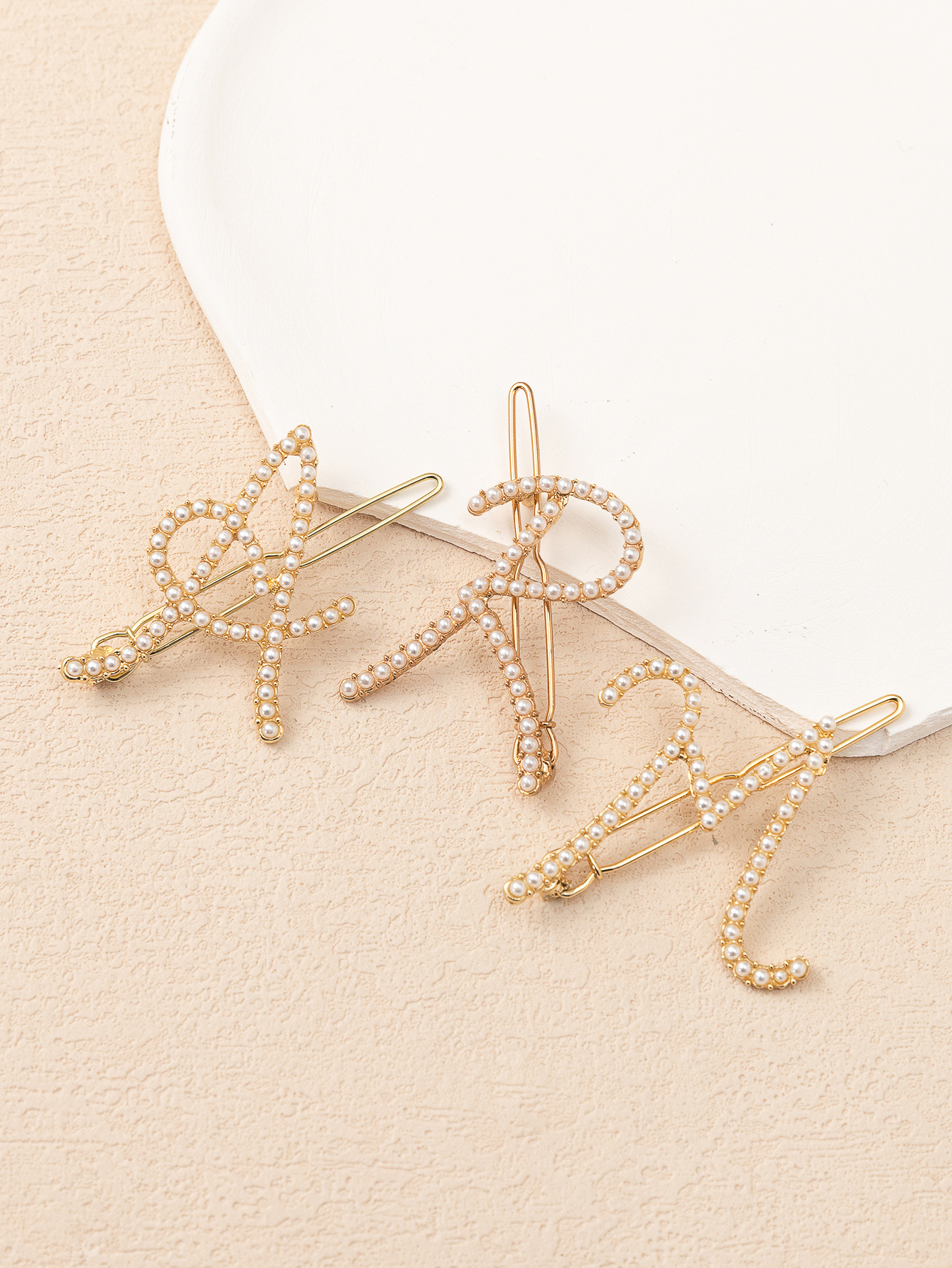 Popular accessory hair clip letters details Picture