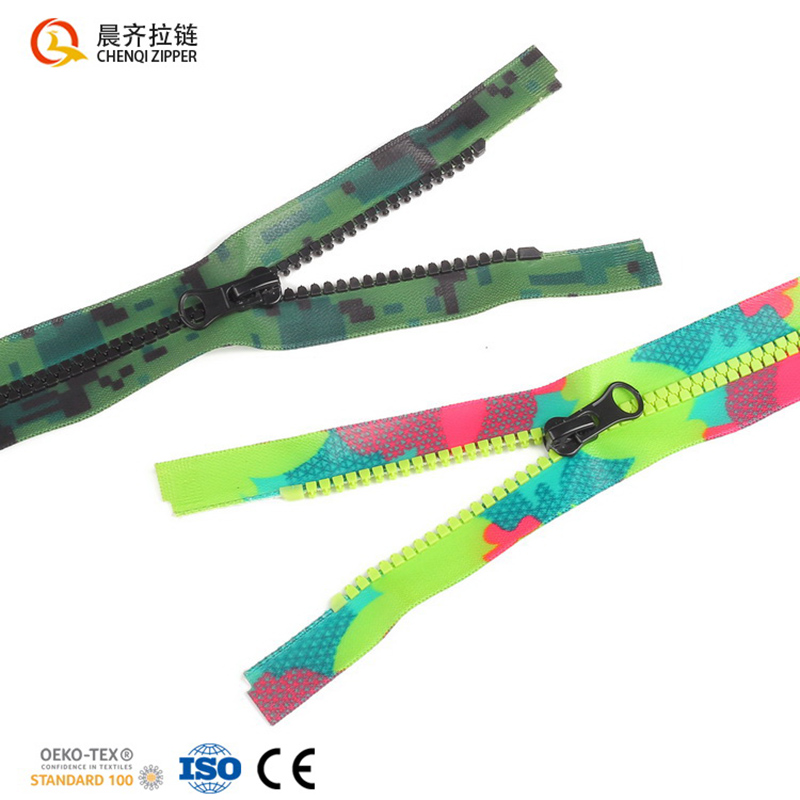 5# resin camouflage waterproof zipper camouflage clothing, outdoor clothing, windbreaker, hiking bag factory direct sales, zipper customization Application Scenario