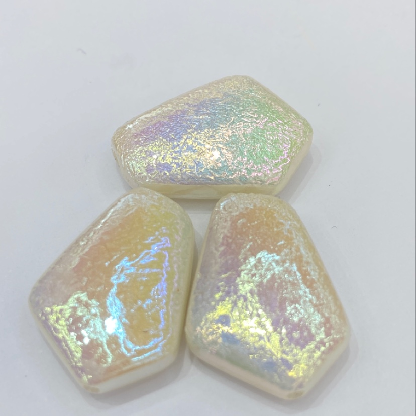 Forma irregular multicolor reflectante perla venta caliente estilo explosivo accesorios Specification image