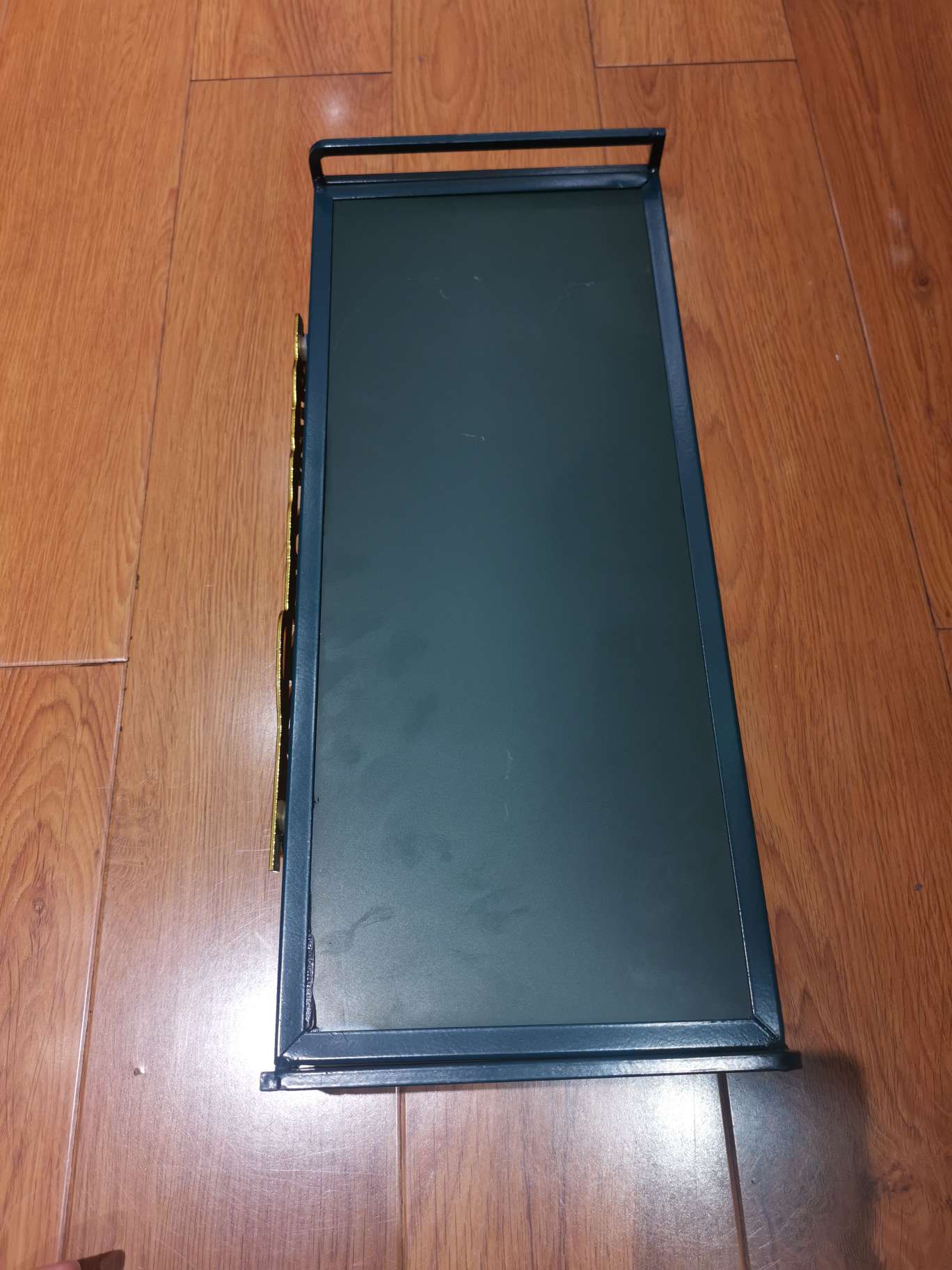 金属托盘产品图