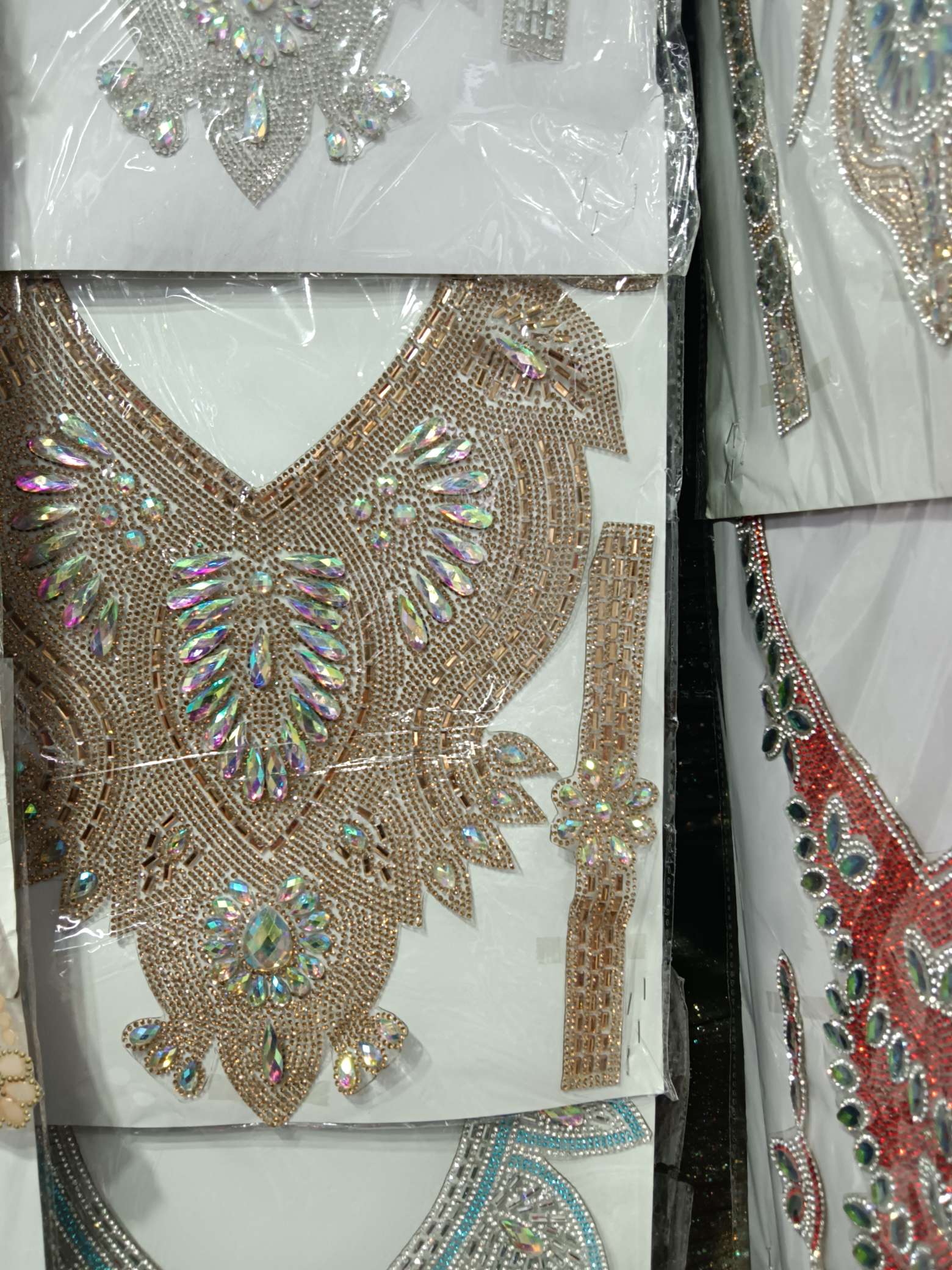 水滴十白十水晶王