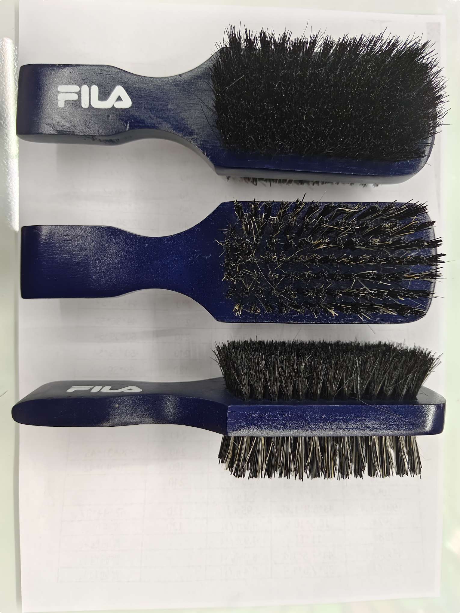 006#蓝色，材料荷木+一面黑猪毛刷，一面花丝刷，一件是240，价格3.15，产品尺寸：18*5.2*1.4，6个一内盒