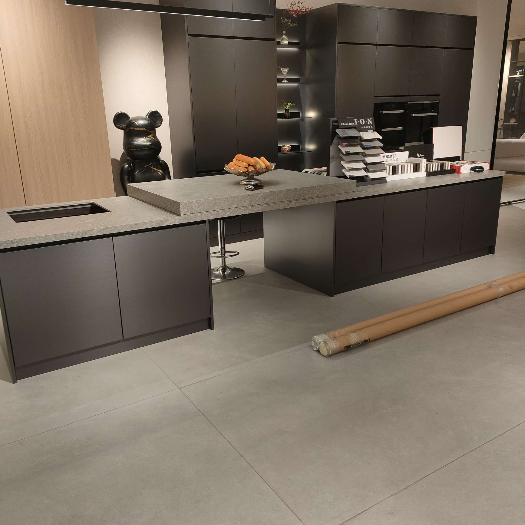 耀居家具全屋定制现代轻奢水吧台