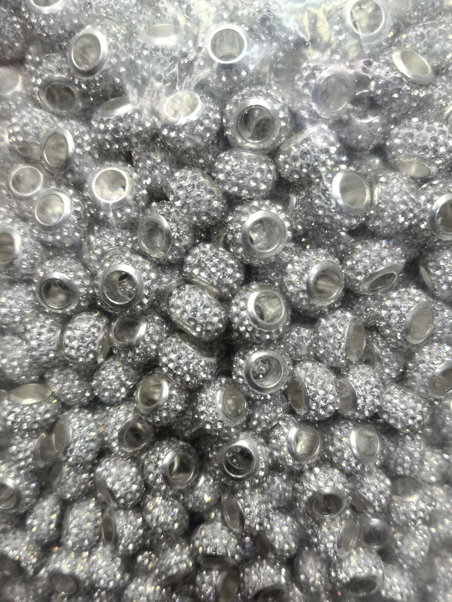 白色加俊