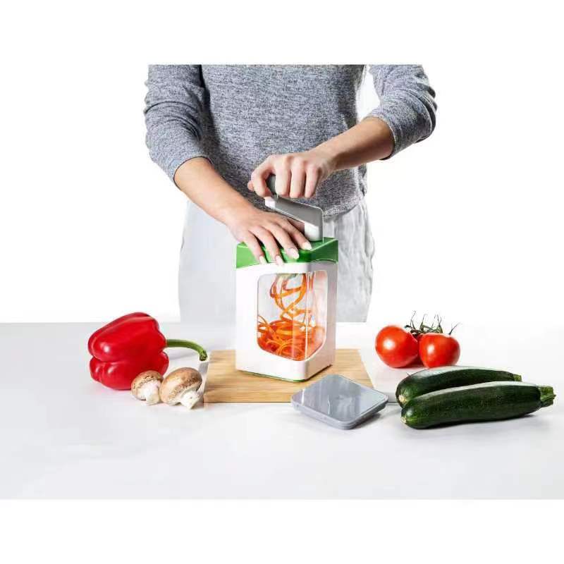 Multi-functional grater, multi-functional vegetable cutter, multi-functional dicing and grilling cutter, seven-in-one all-purpose vegetable cutter Application Scenario