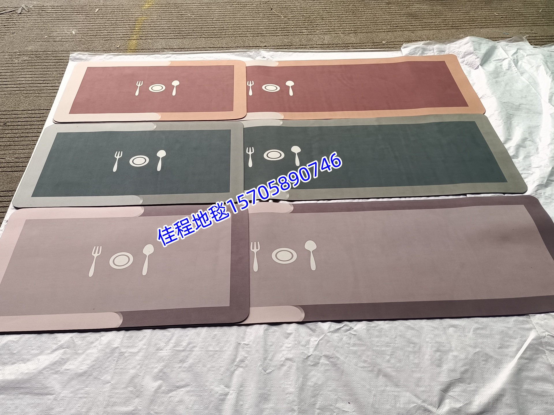 2.5mm thick soft diatom mud printed floor MATS, carpets, kitchen MATS, quick-drying floor MATS, bathroom floor MATS, kitchen anti-slip floor MATS, floor MATS, door MATS, multiple patterns, good product quality, 38*58+38*118 Item Picture