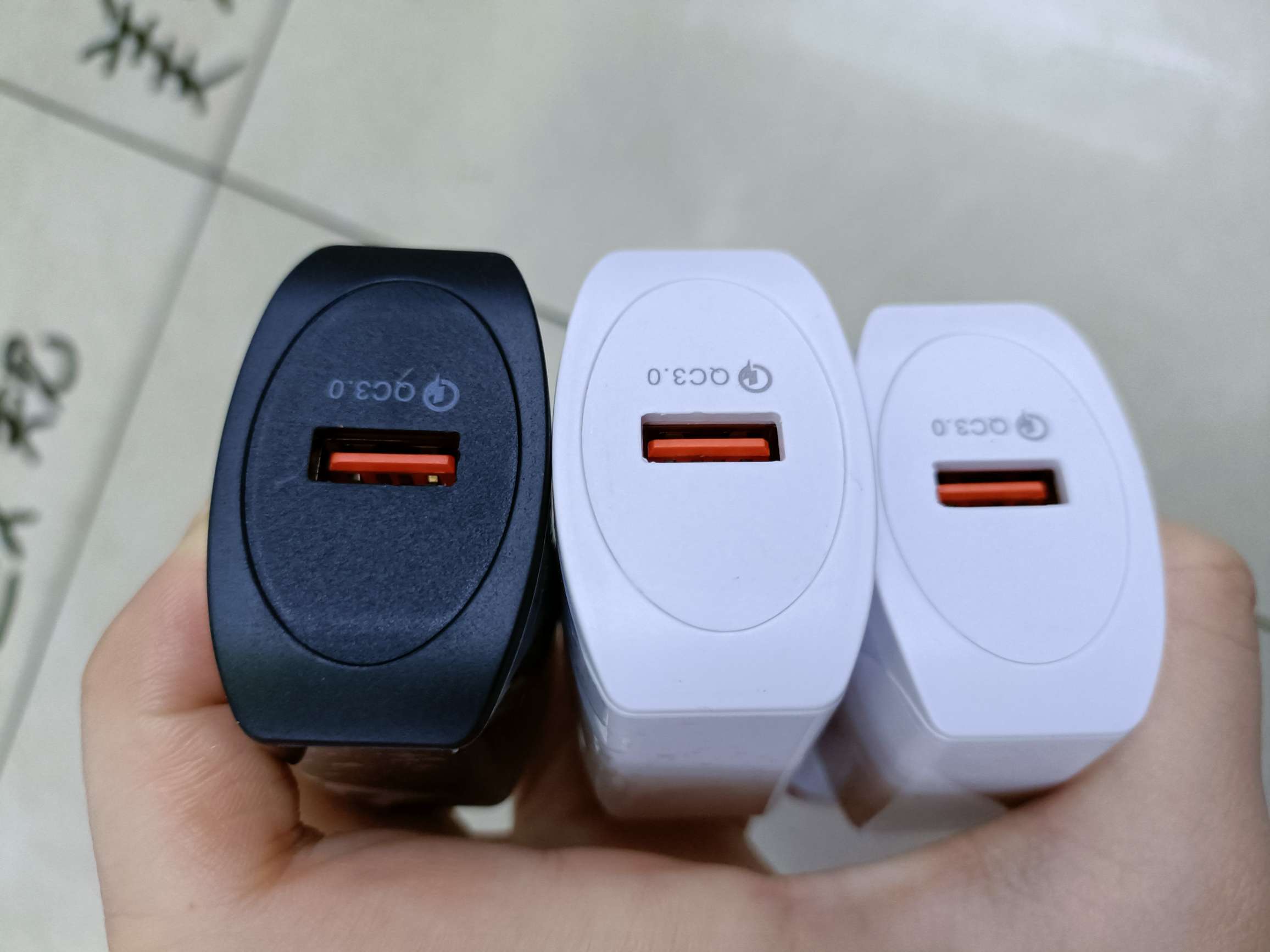 Round center single usb charger, US standard/UK standard/European standard detail image 14