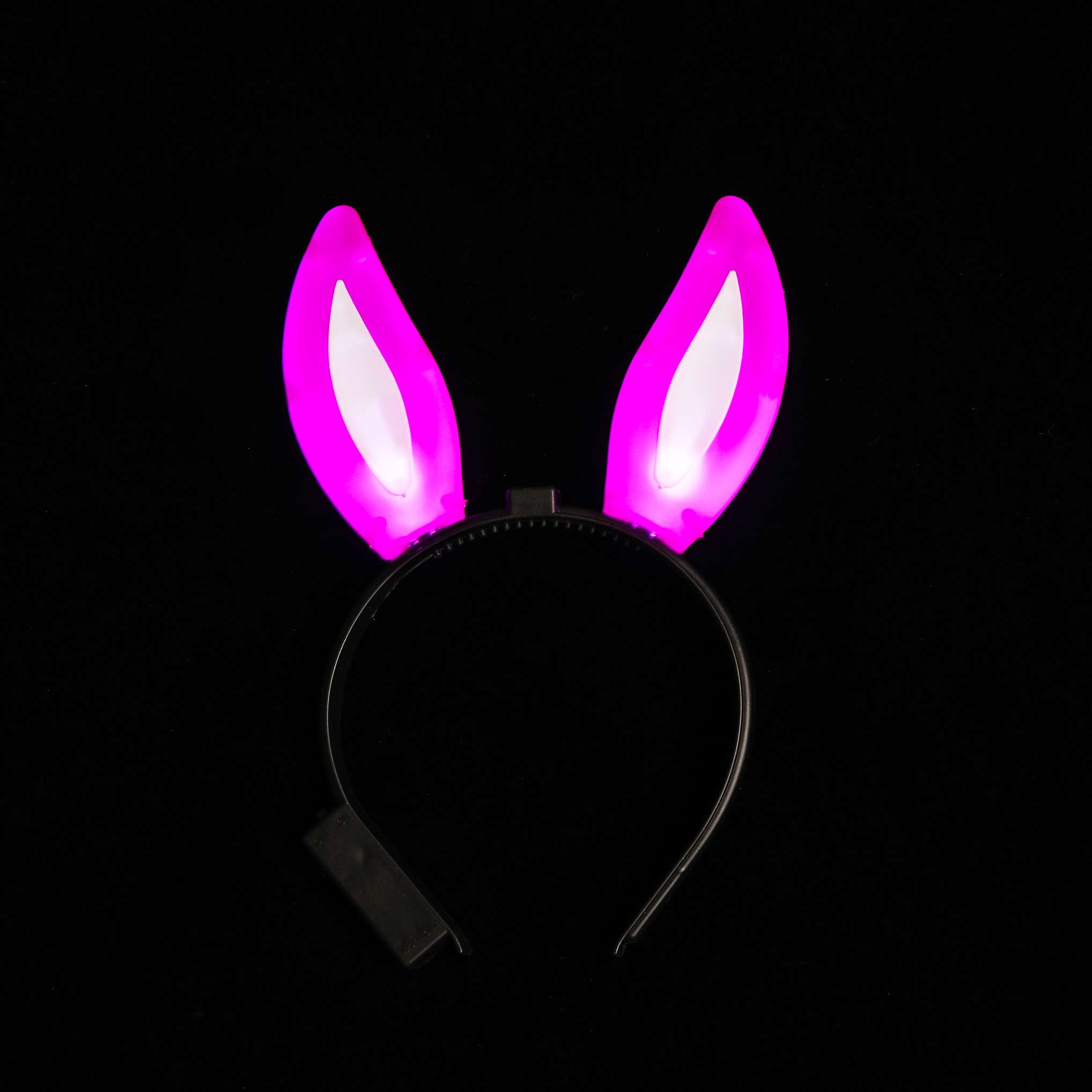 The bunny girl's shiny headband is a cute decoration for birthday party and party photo poses Specification image