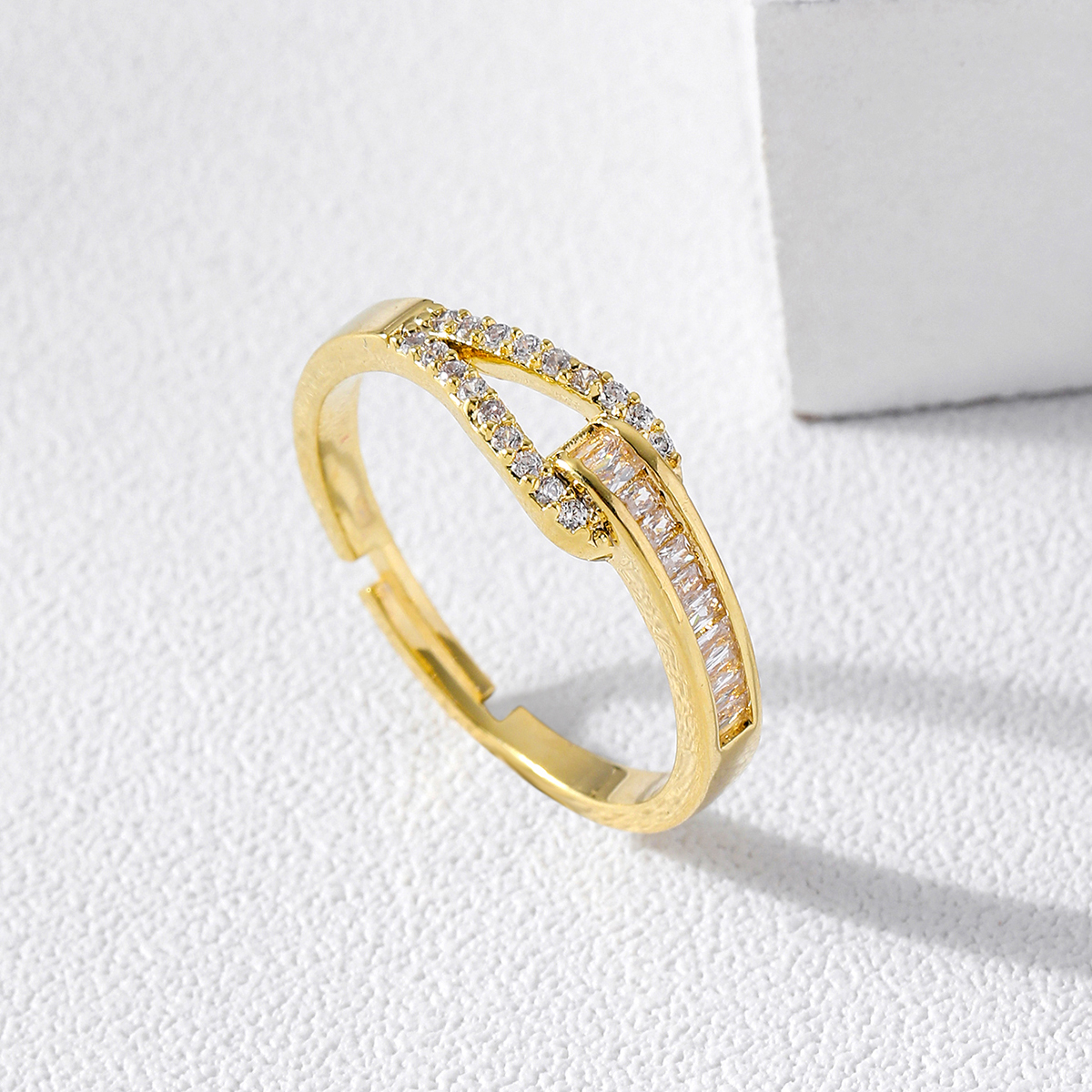 轻奢小众设计夸张高级感2022流行j戒指款式