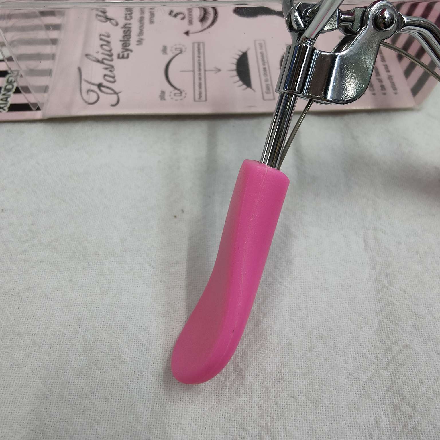 26414仙得丽化妆工具实色手指柄带梳睫毛夹自然卷翘不费力详情图6