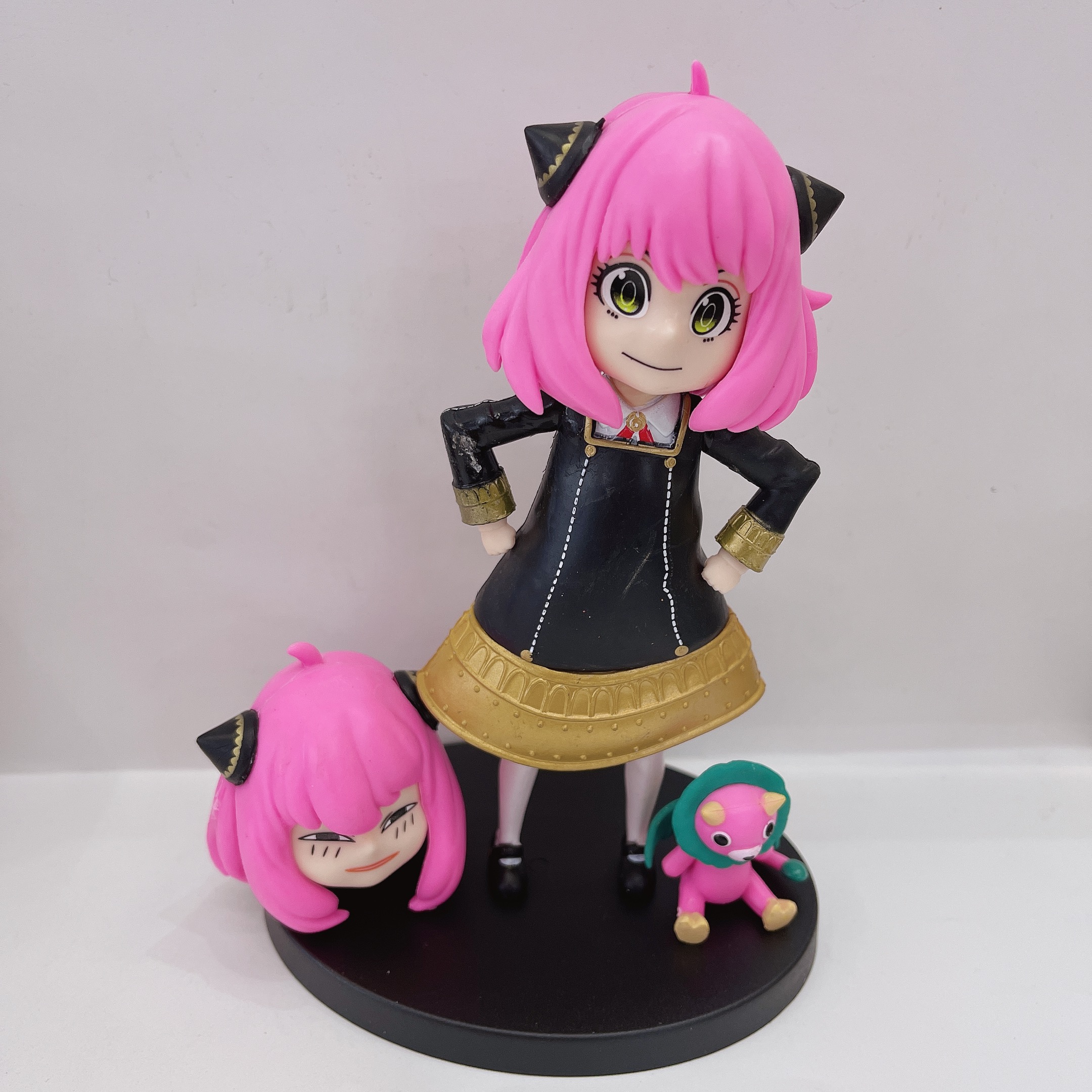 Spy x Family figurines, figurines, dolls, toys, blind boxes, keychains, pendants, car gacha gifts Application Scenario
