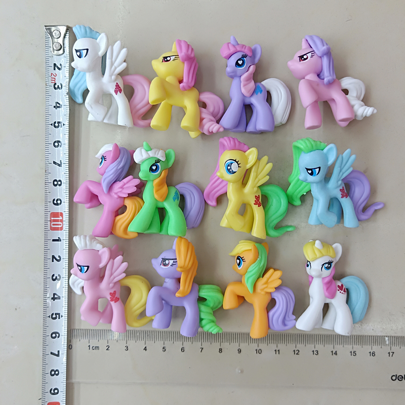 小马/手办公仔/手办玩具白底实物图