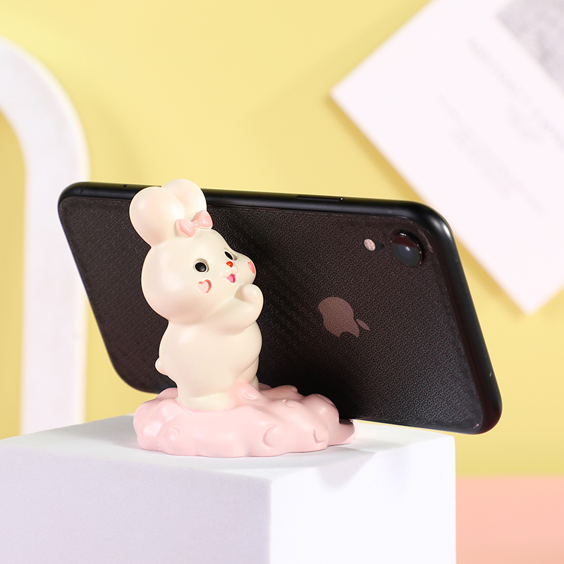 厂家定制新款创意粉色卡通小兔子手机支架小众可爱立体树脂支架桌面摆件摆设详情图2