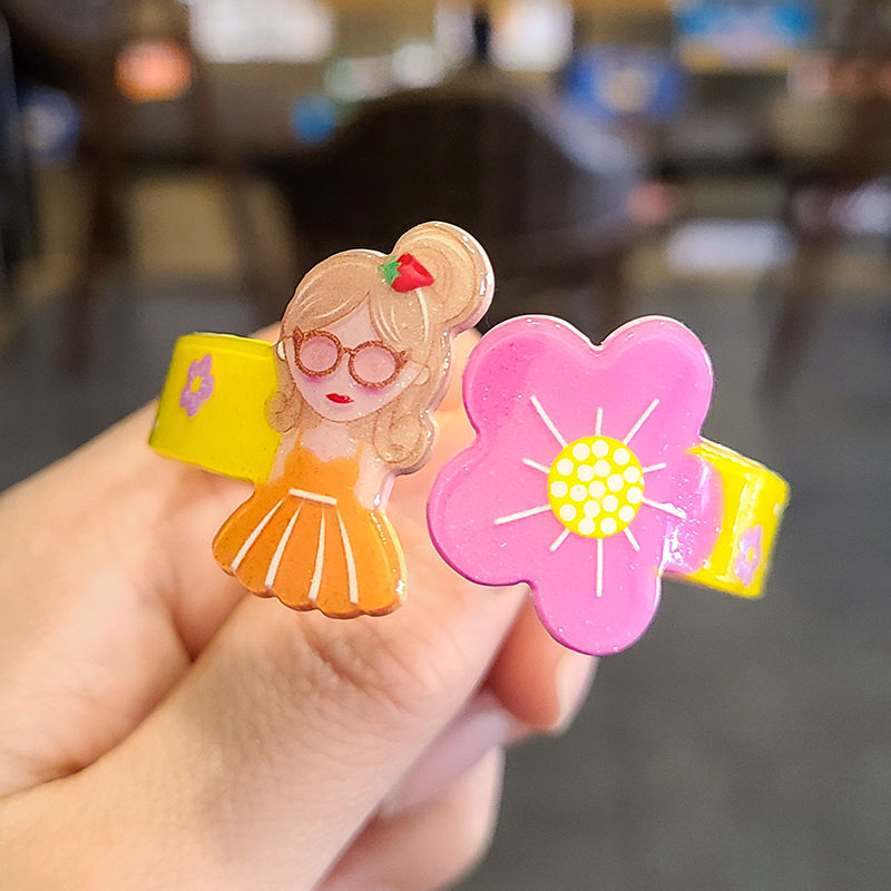 Cartoon children's wristbands, cute Korean princess bracelets, baby jewelry, plastic bracelets, gifts for little girls in kindergartens Specification image