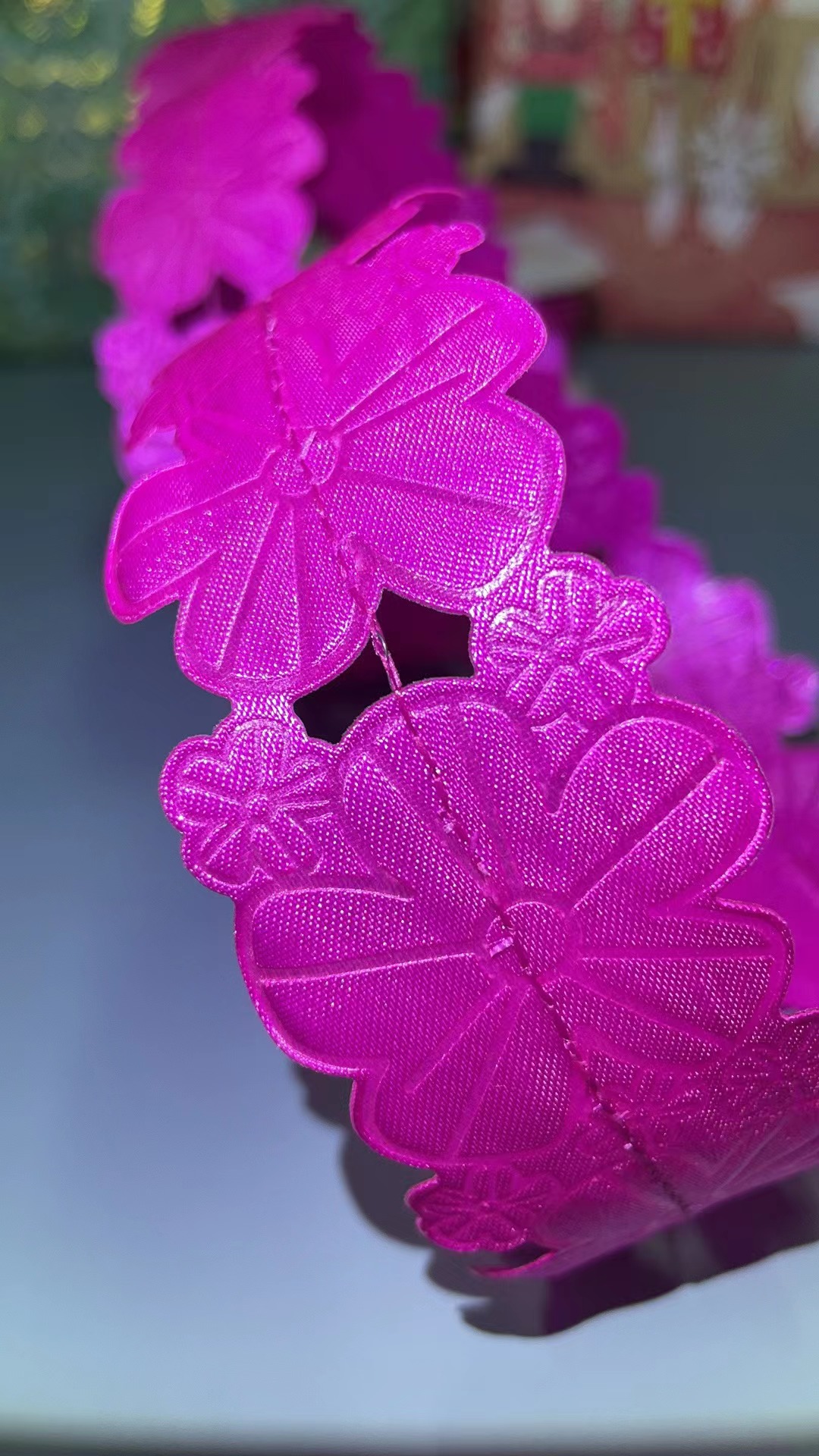 Item No. : 2256 Christmas Gift Packaging Decoration DIY Light Peach Five-petal Flower Double-sided Wire Webbing 3.8cm