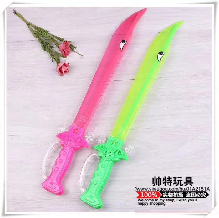 迈巴赫车模/泡泡机/儿童玩具无人机/飞机/卡祖笛塑料产品图