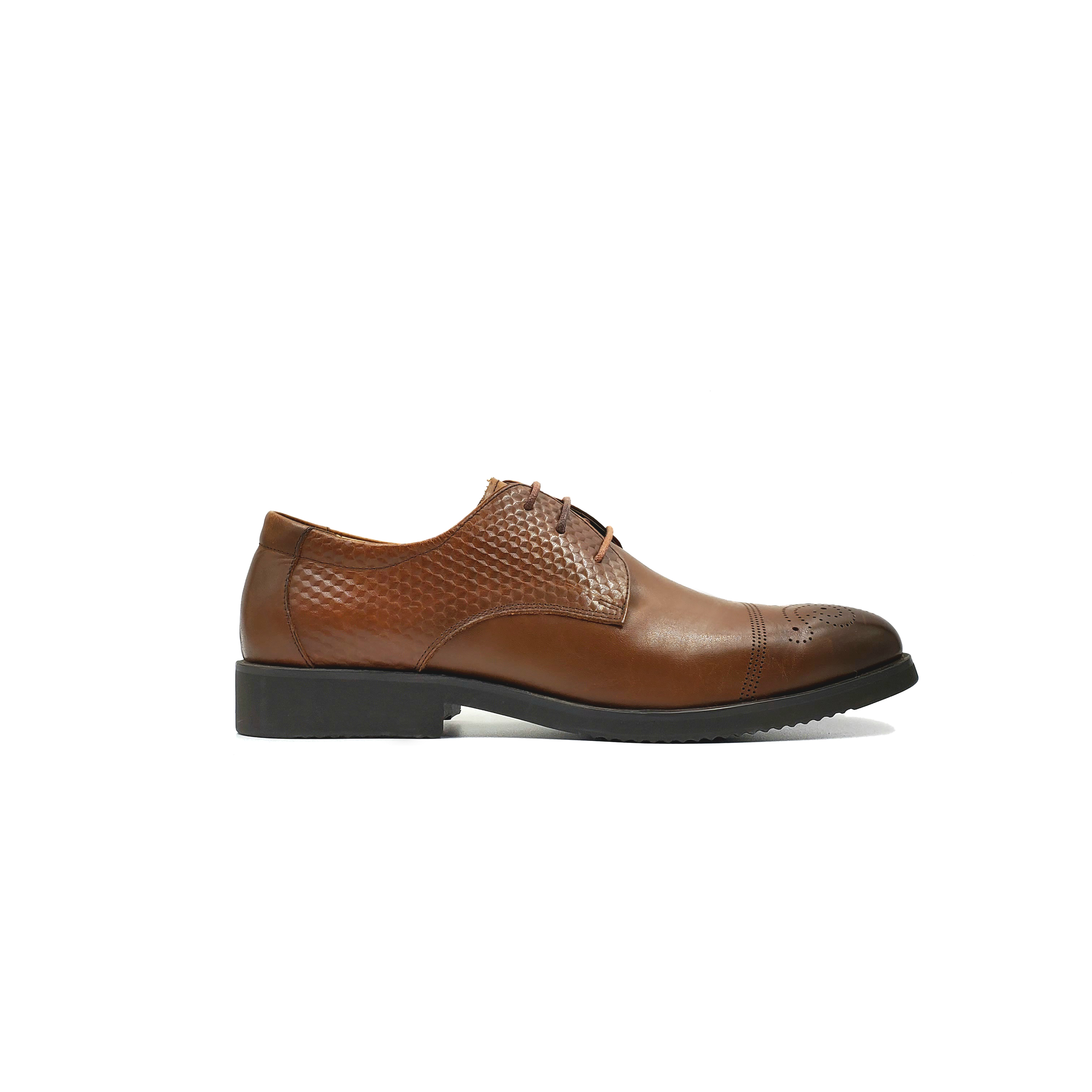 Amazon Brogue engraved leather shoes for men, ins small leather shoes for men, British casual men's brogue leather shoes, breathable
