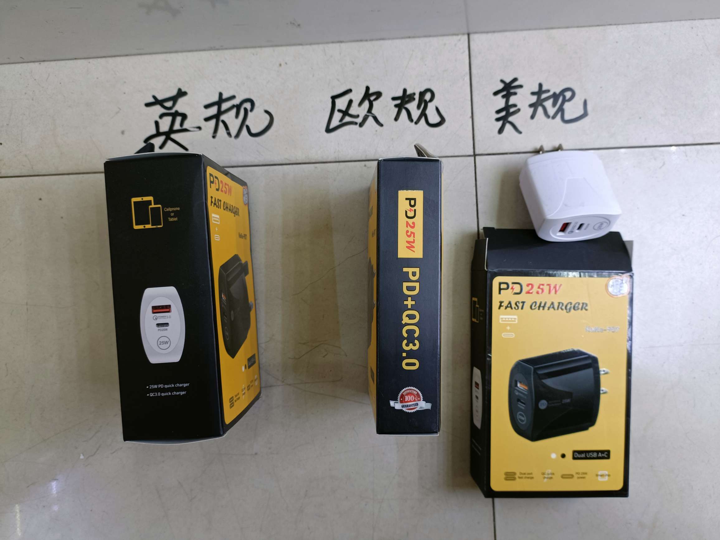 Round center A+C charging head USB+PD mobile phone charger, US standard/European standard/UK standard details Picture