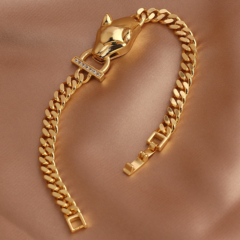 New exaggerated hip-hop leopard design personalized bracelet from Europe and America, geometric cold style, copper gold-plated bracelet and bangle accessories detail image 5