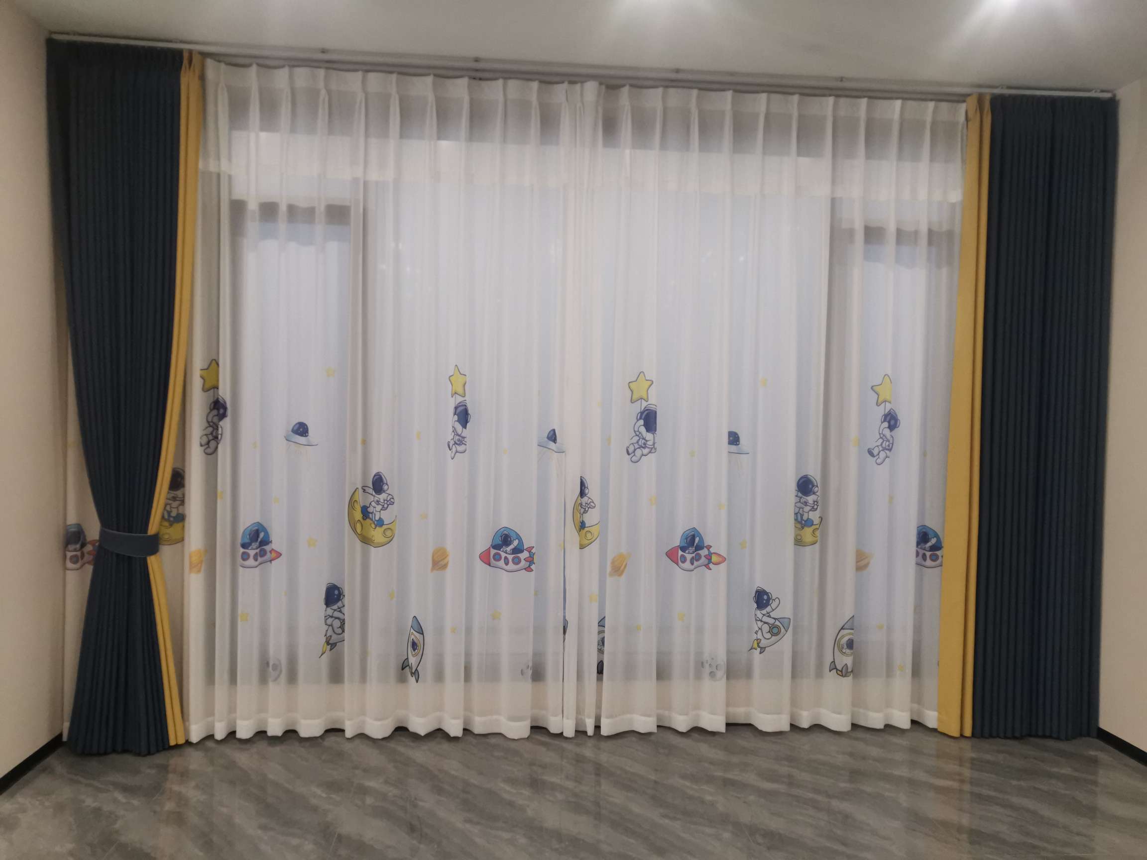 宾果可定制儿童房窗纱太空人窗纱“我们都有一个太空梦”