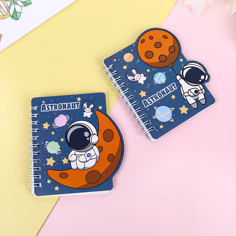 weibo Weibo Creative Cartoon Coil Notebook, Student Astronaut Portable Small Notebook, Cute and girlish notebook Specification image