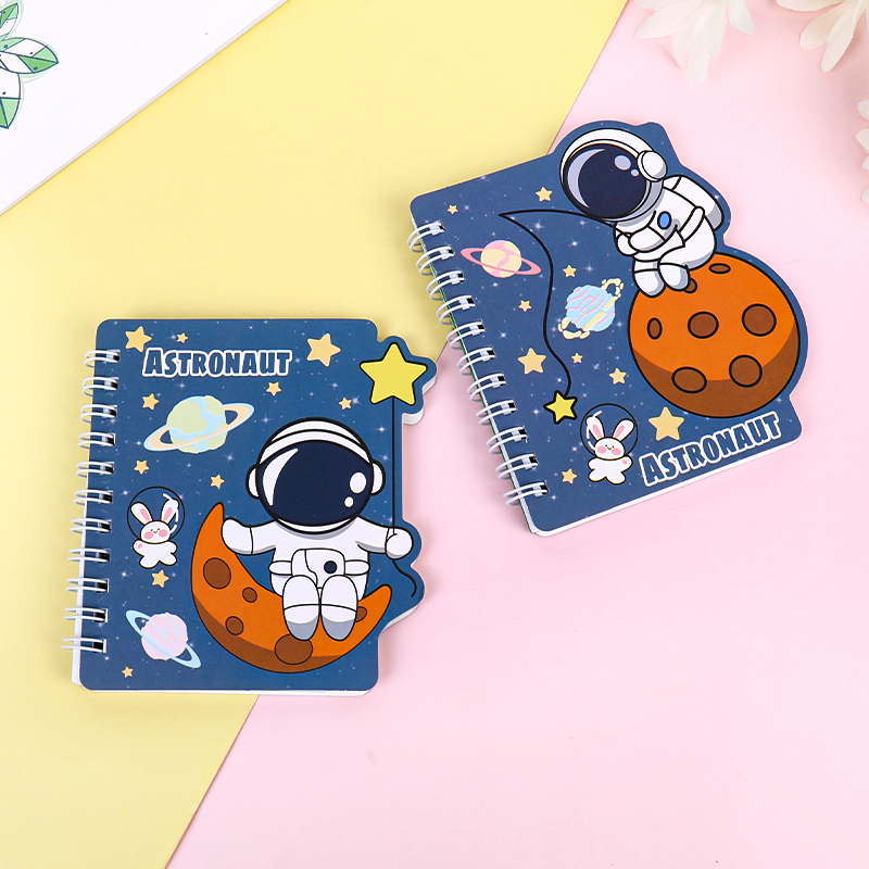 weibo Weibo Creative Cartoon Coil Notebook, Student Astronaut Portable Small Notebook, Cute and girlish notebook Application Scenario