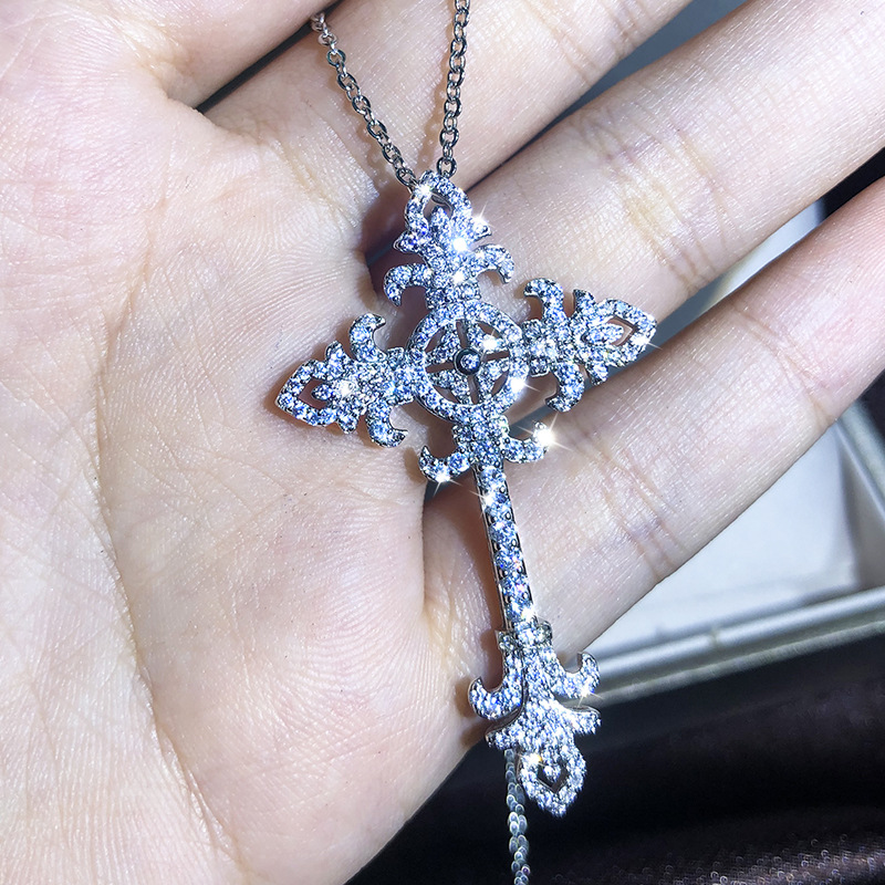 New European and American cross necklaces, zircon pendants for men and women, collarbone chain accessories, cross-border best-selling selection detail image 8