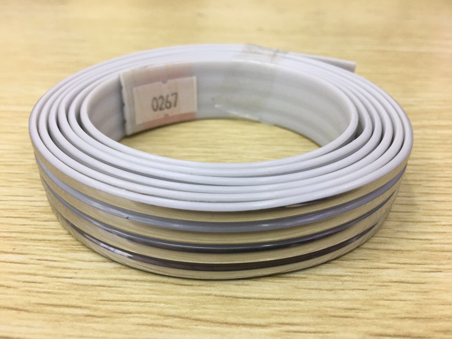 水滴贴钻/洞洞鞋配件/金属扣二脚钉/洞洞扣/带灯鞋扣产品图