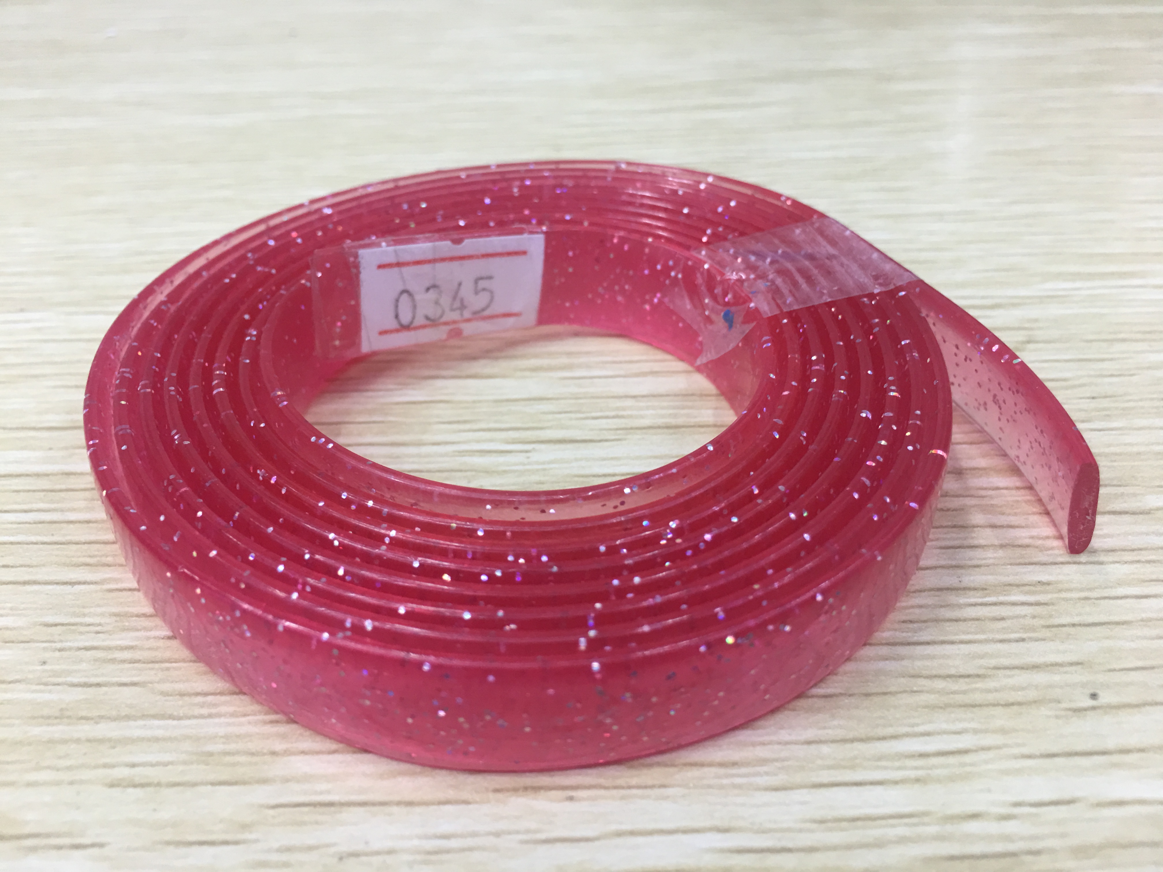 钥匙扣/亚克力挂件/扁平钥匙圈/钩织/小马挂件产品图