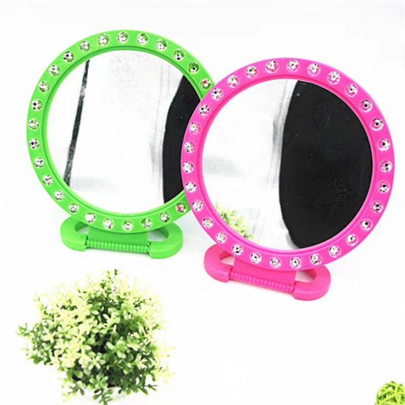 18cm plastic mirror, desktop mirror with diamond, makeup mirror, 2-yuan store, street stall bestseller, pearlescent mirror Application Scenario