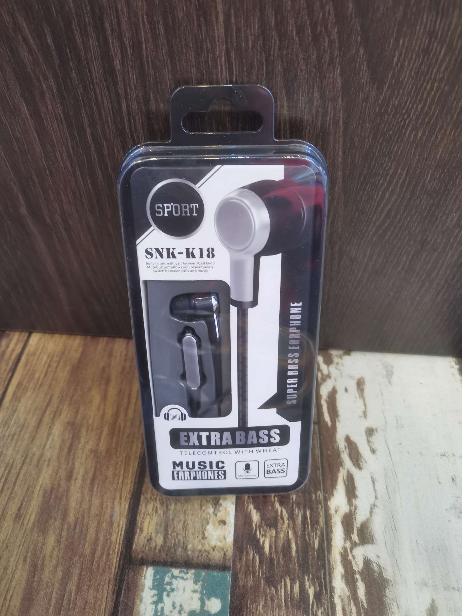 Guangdong Sogo brand K18 mobile phone headphones Application Scenario