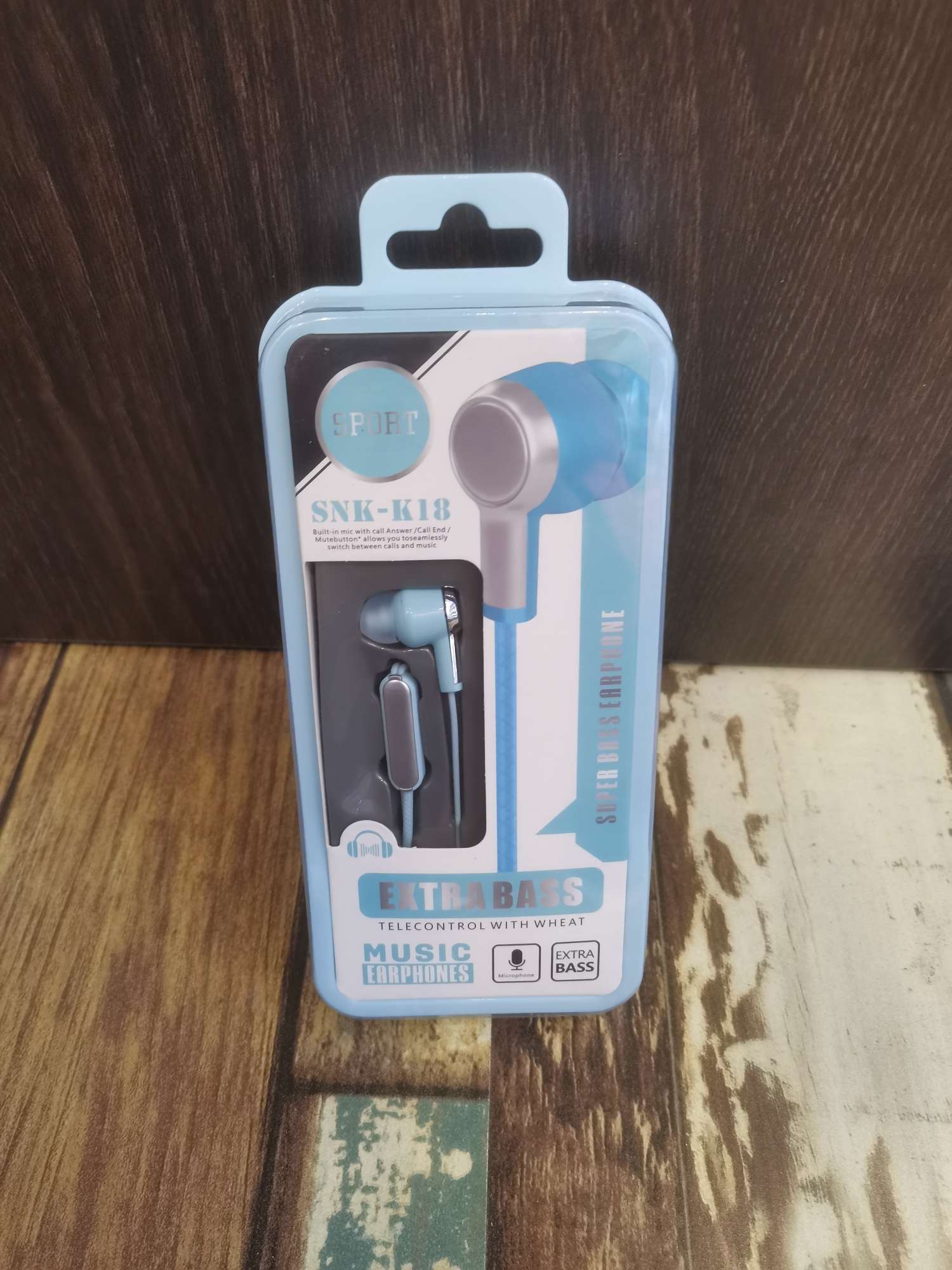 Guangdong Sogo brand K18 mobile phone headphones Item Picture