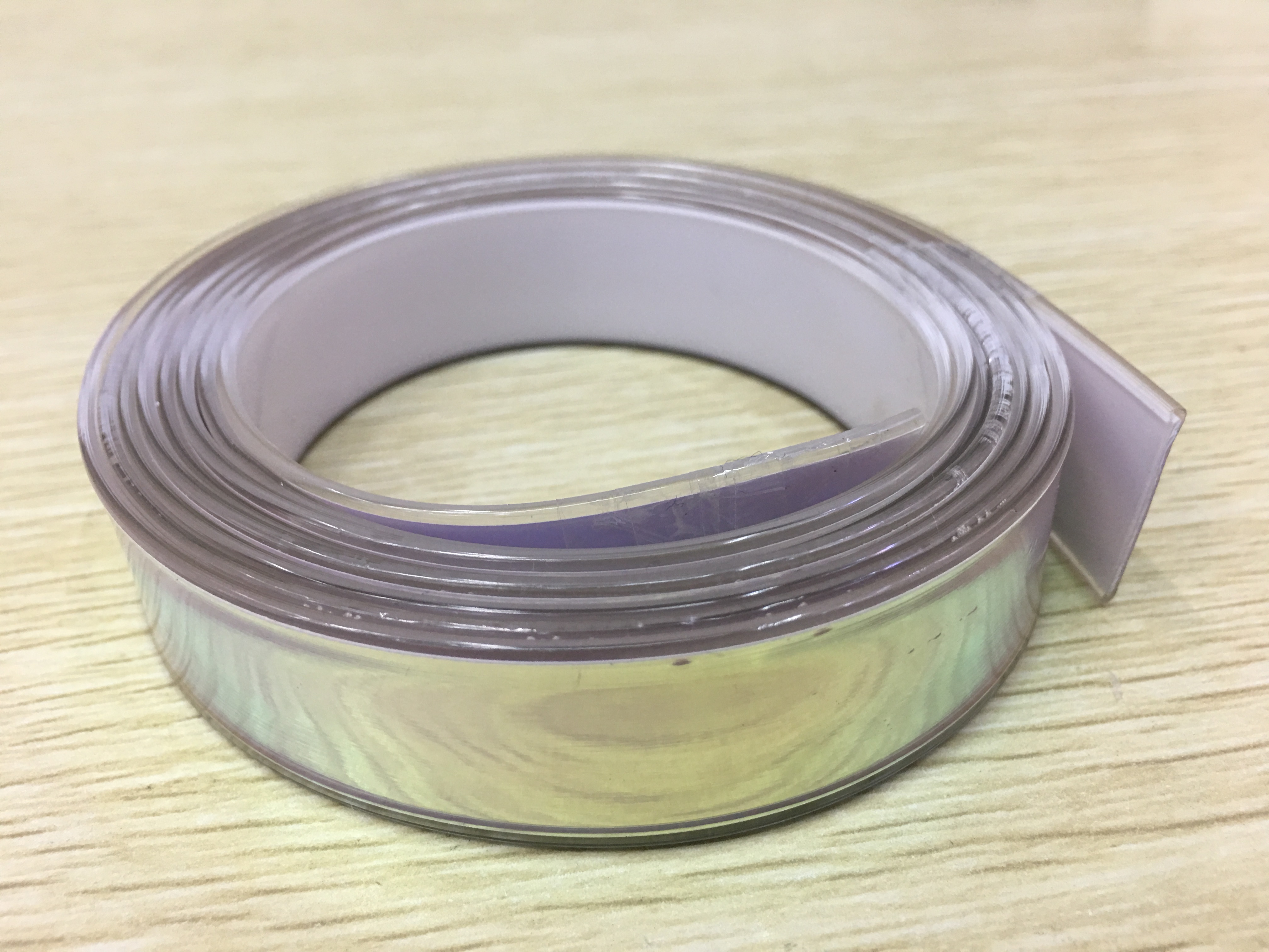 供应包塑镭射带 PVC幻彩带 金银黑双面镭射带#女鞋鞋面装饰