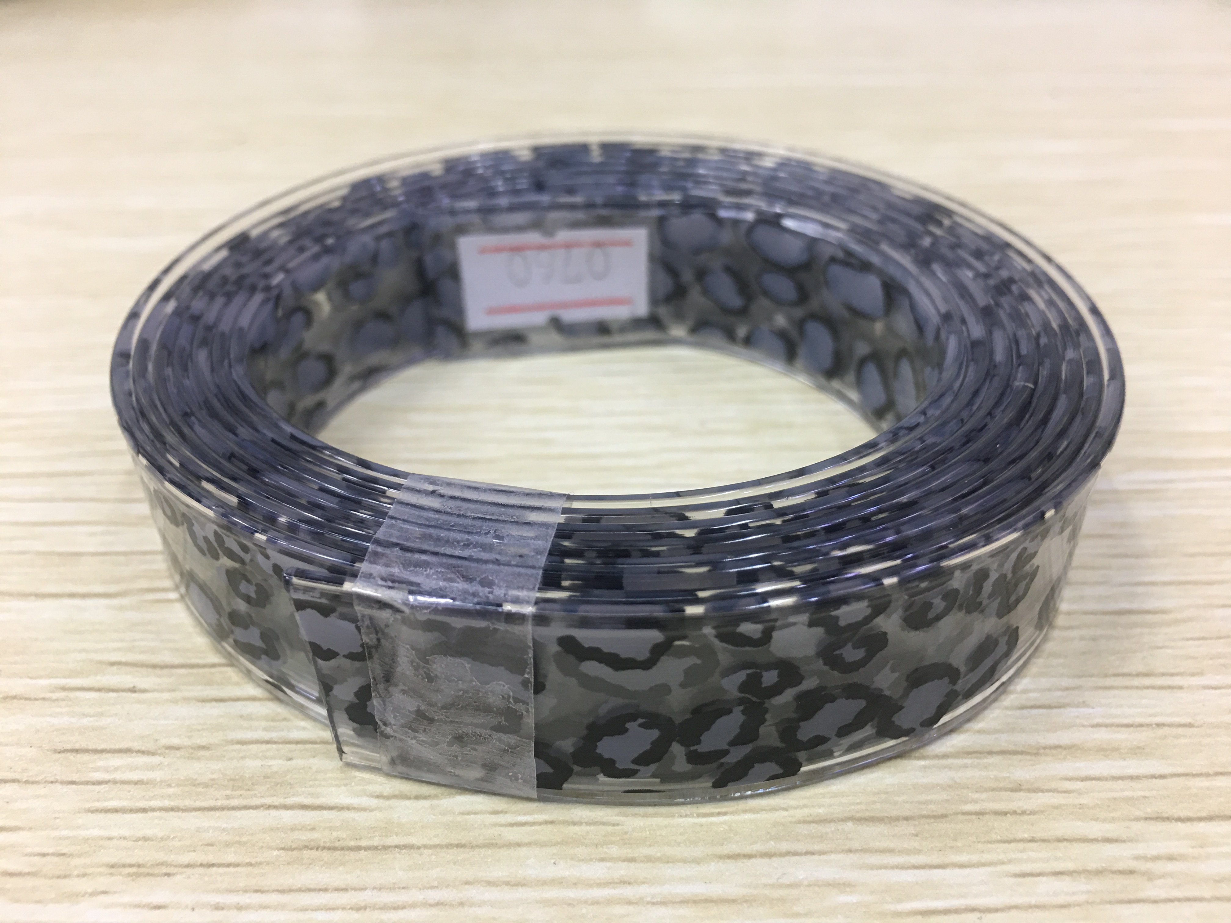 洞洞鞋配件/洞洞鞋金属配件/水滴贴钻/洞洞鞋配件金属/洞洞扣白底实物图