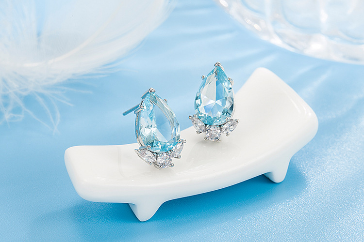 爆款高级感梨形水滴耳钉气质百搭小耳坠精美锆石耳饰 详情图3