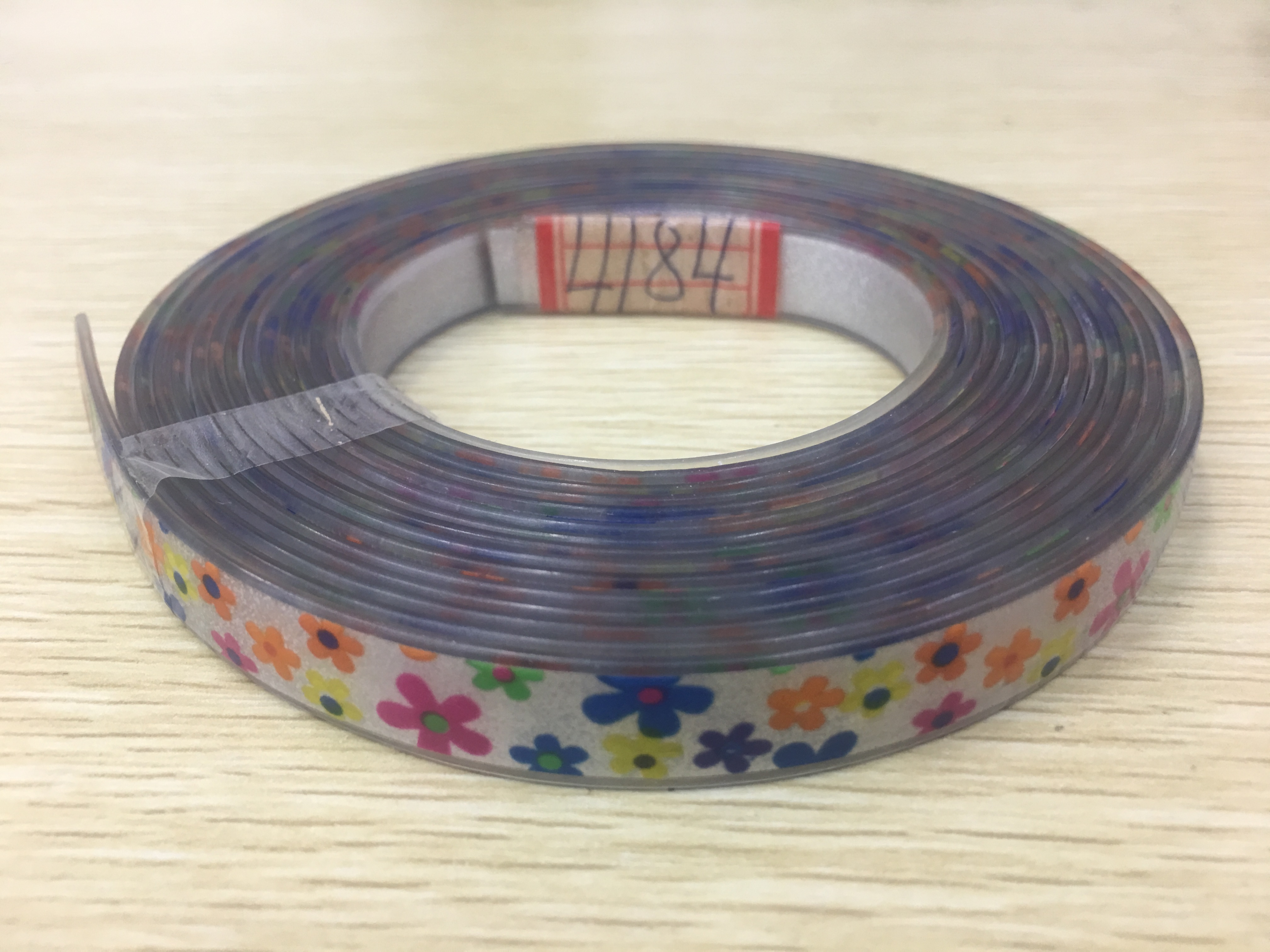 扁平钥匙圈/蜂鸟钥匙扣/钥匙圈/钥匙扣/画油钥匙扣白底实物图