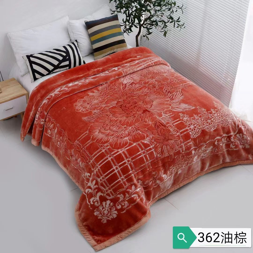 New bedding products in 2025: cloud blanket, enlarged, warm and edged-wrapped cloud blanket, wedding blanket, Angolan blanket, wedding blanket, Tencel cloud blanket details Picture