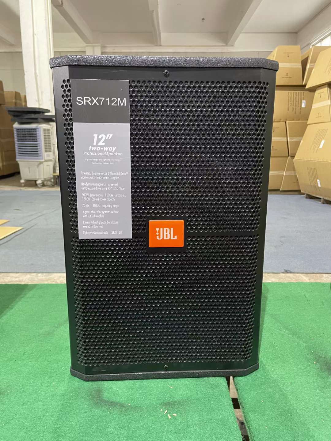 SRX715JBL 专业舞台音响设备大型聚会演出音响设备详情1