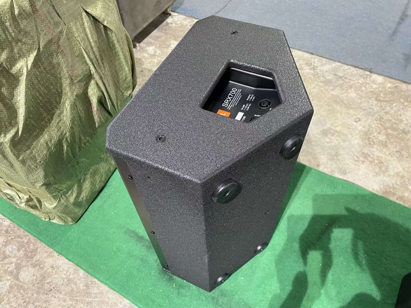 SRX715JBL 专业舞台音响设备大型聚会演出音响设备详情8