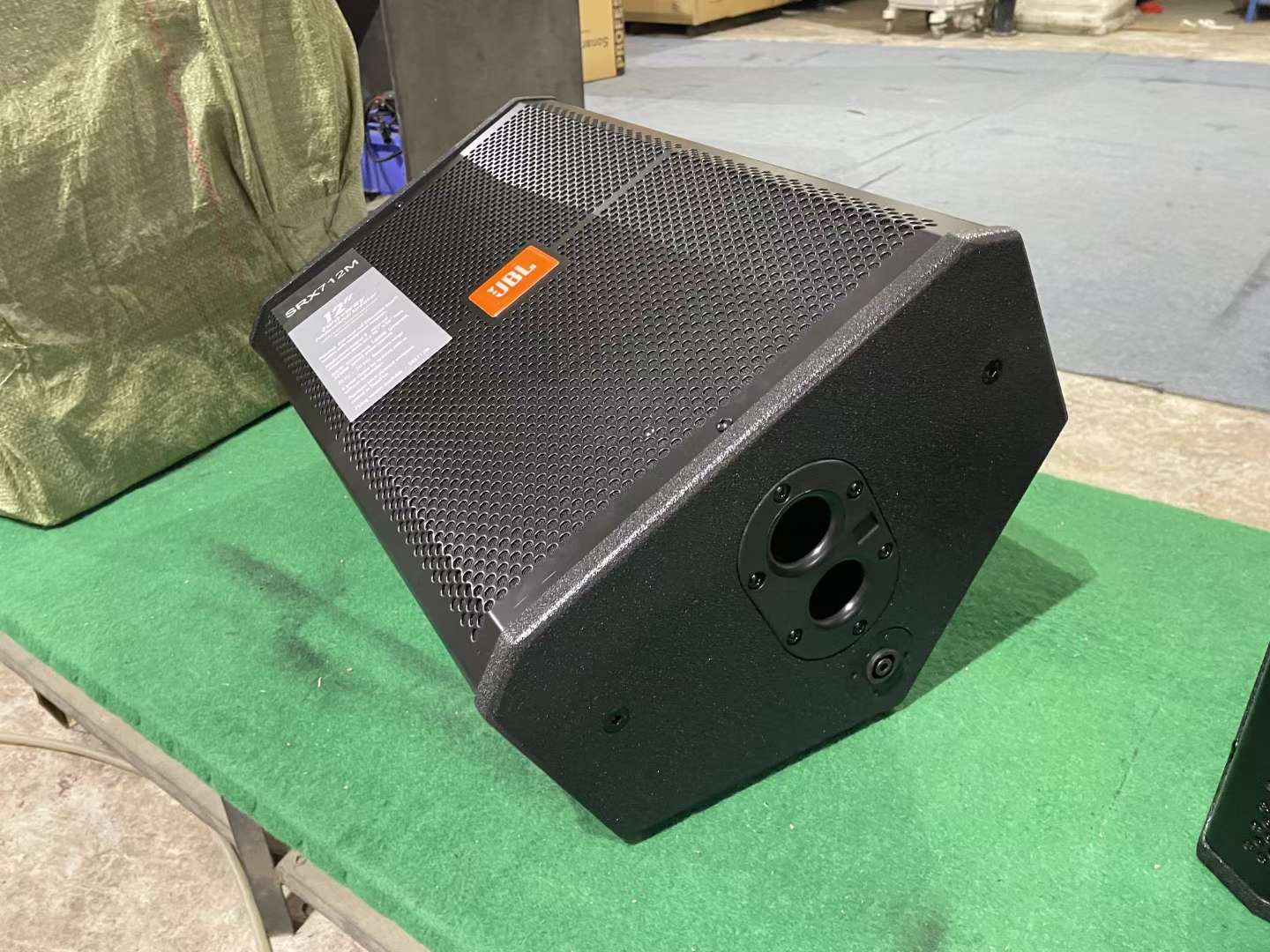 SRX715JBL 专业舞台音响设备大型聚会演出音响设备详情5