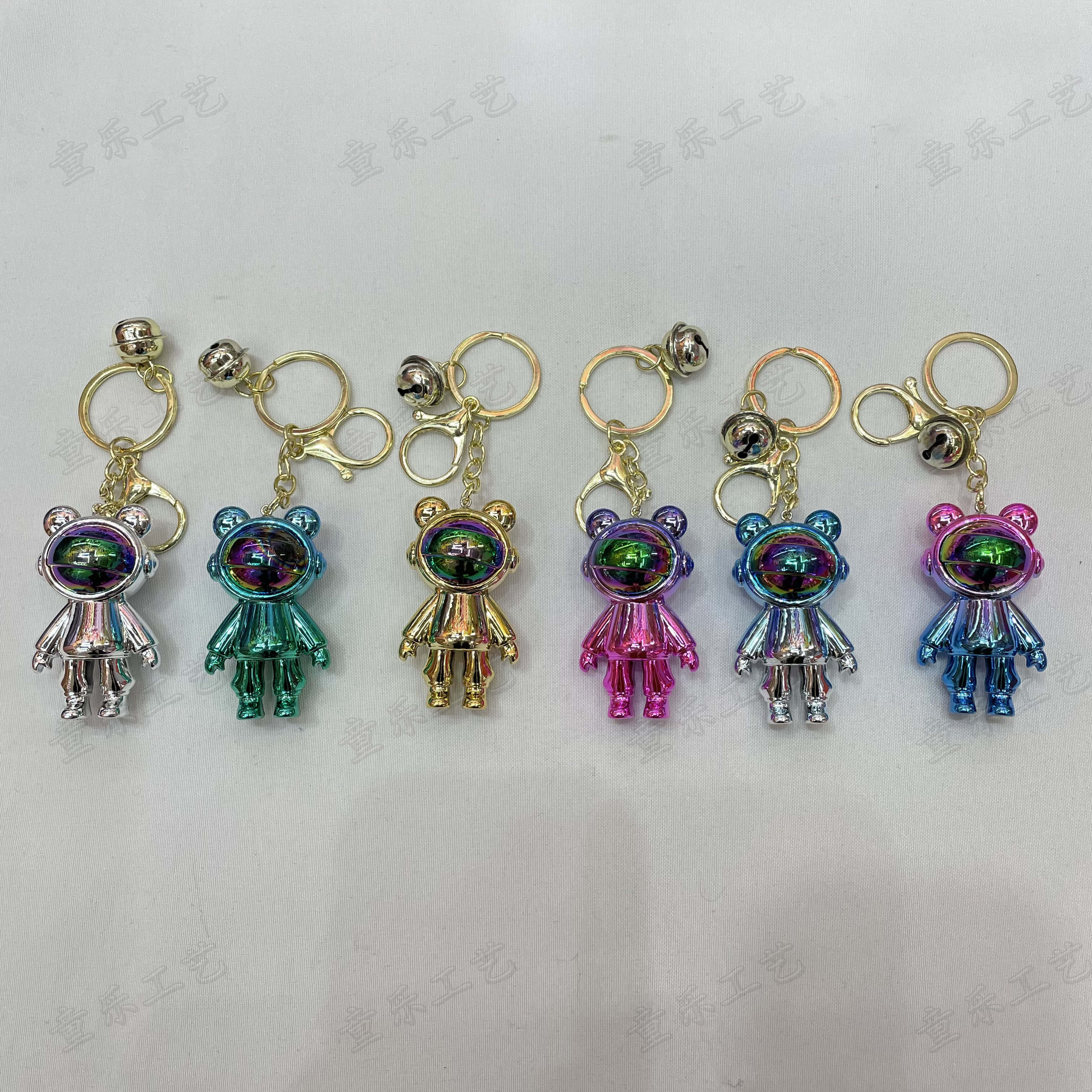Creative internet-famous astronaut electroplated keychain cartoon astronaut key accessory three-dimensional figurine pendant