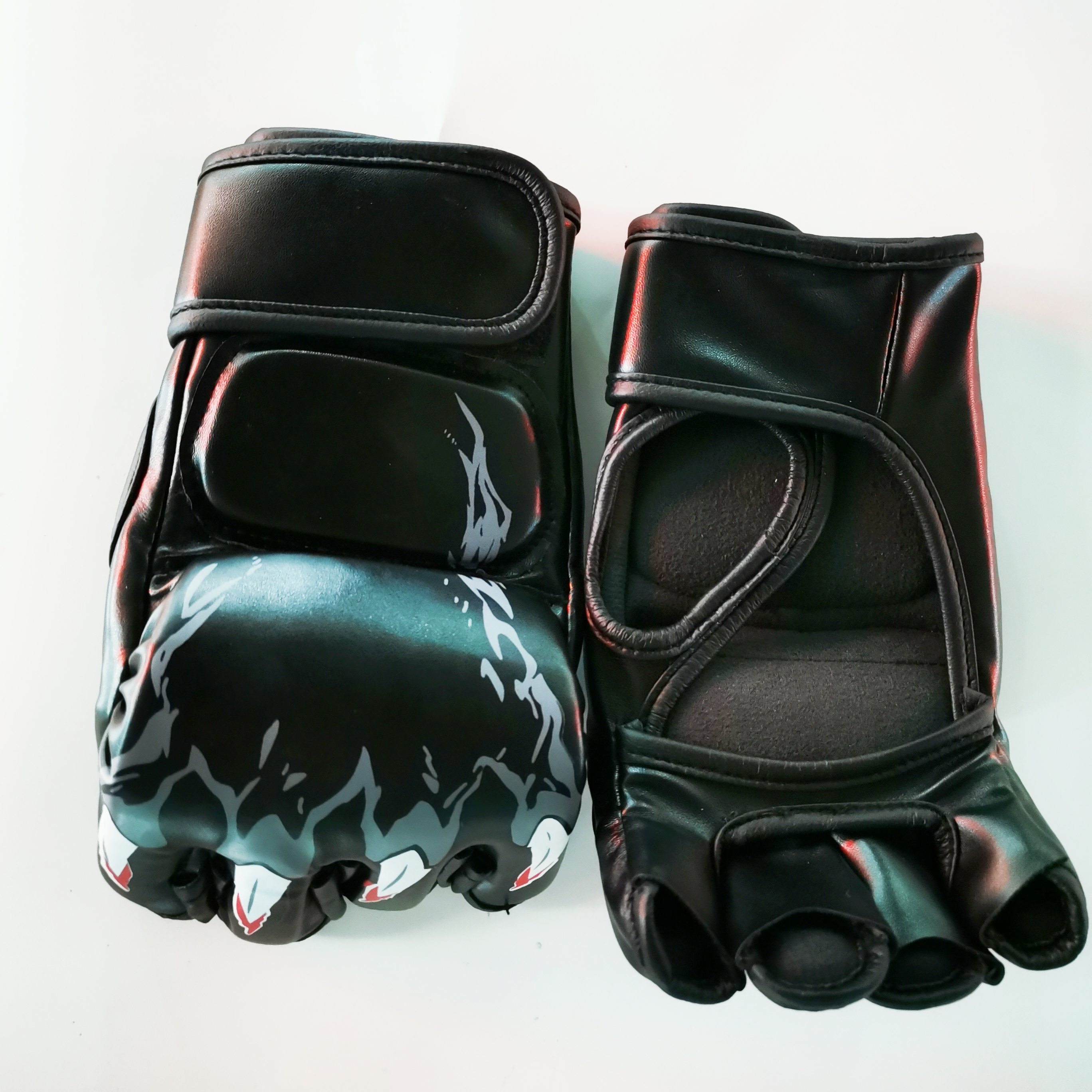 散打拳击搏击速度训练拳击手套护具火焰半指手套