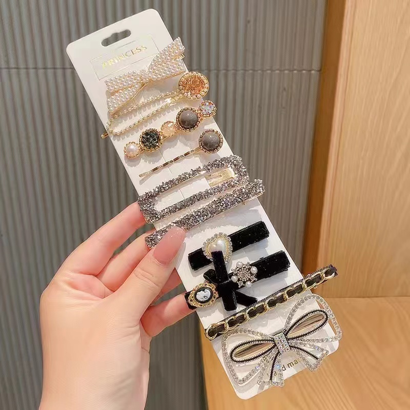 The new 2023 trendy water diamond hair clip, side one-line clip, Korean girl bangs hair clip, hair clip headwear Application Scenario