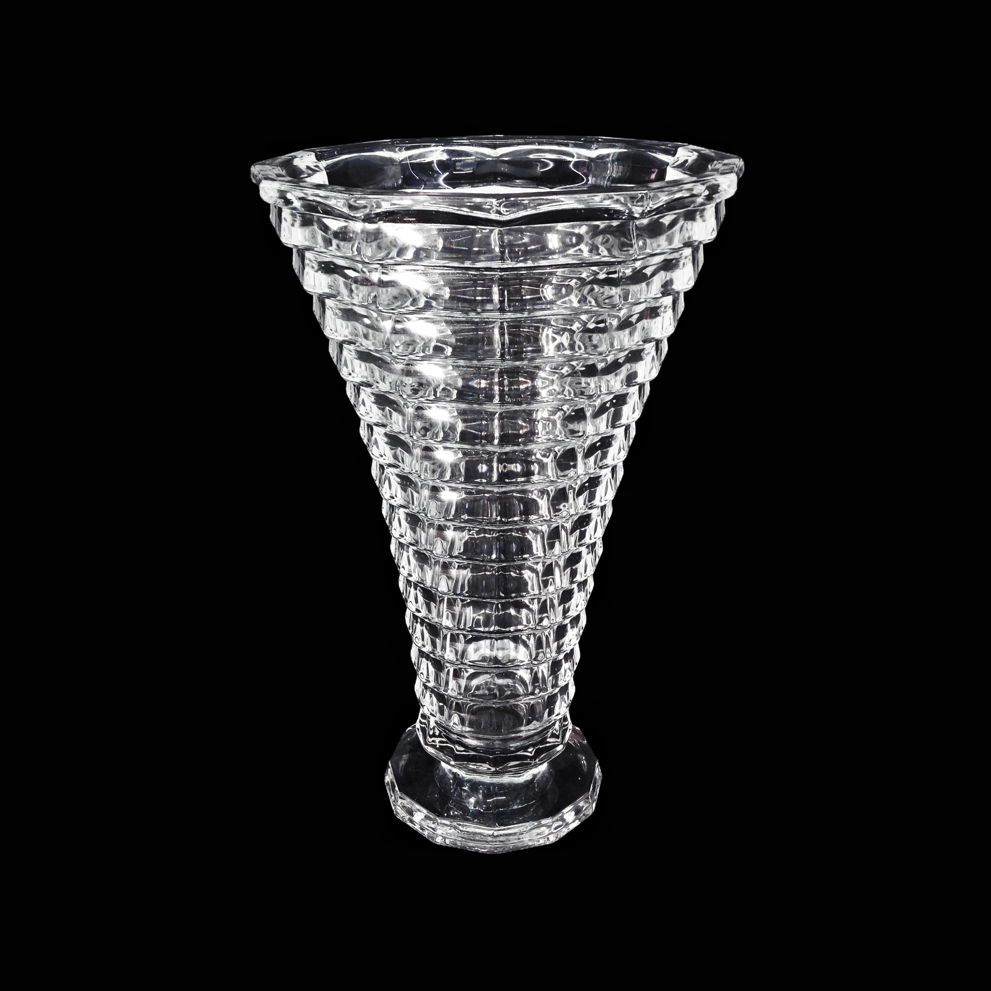 33 Pagoda Vase