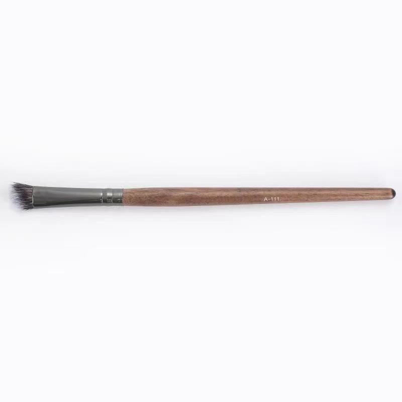 Beech wood series slanted eyeshadow brush