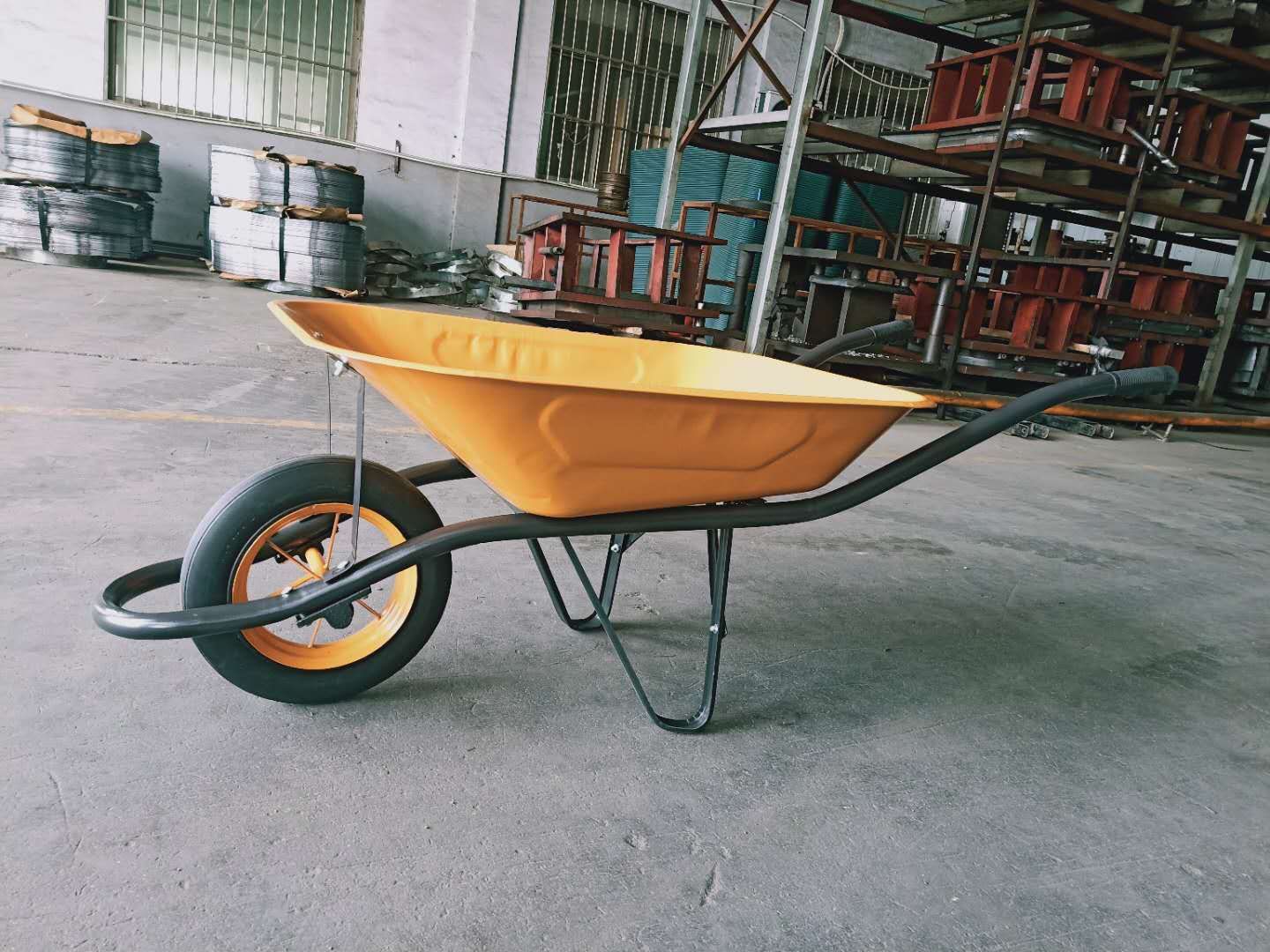 独轮车/工具/工地产品图