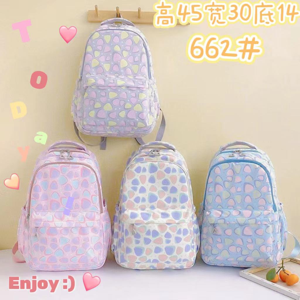 新款双肩背包/男女学生书包/户外旅行背包产品图